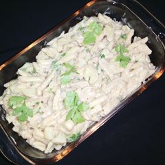 A picture of Alfredo penne pasta.