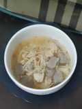 Baso ikan dan tekwan kuah Jamur Enoki