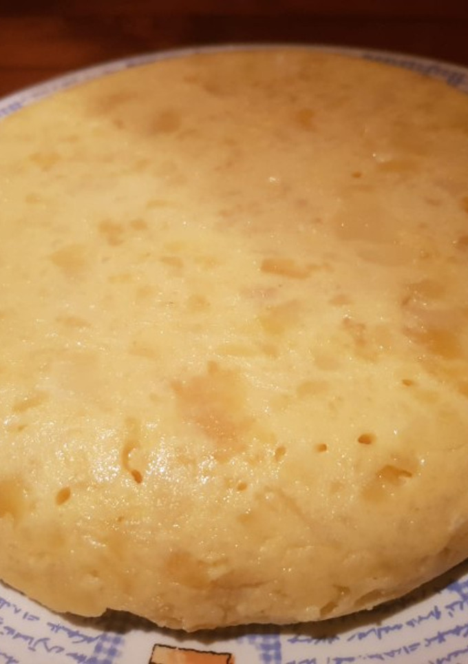 Una foto de Tortilla de patata de jamón y queso