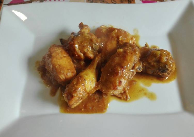 Pollo de corral en pepitoria