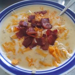 A picture of Loaded Potato Soup.