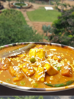 मटर पनीर (matar paneer recipe in marathi) रेसिपी मुख्य फोटो