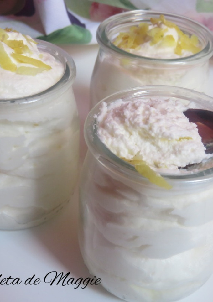 Una foto de Mousse de limón