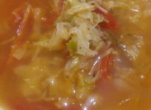 Hình của món Canh bắp cải cà chua 😄.