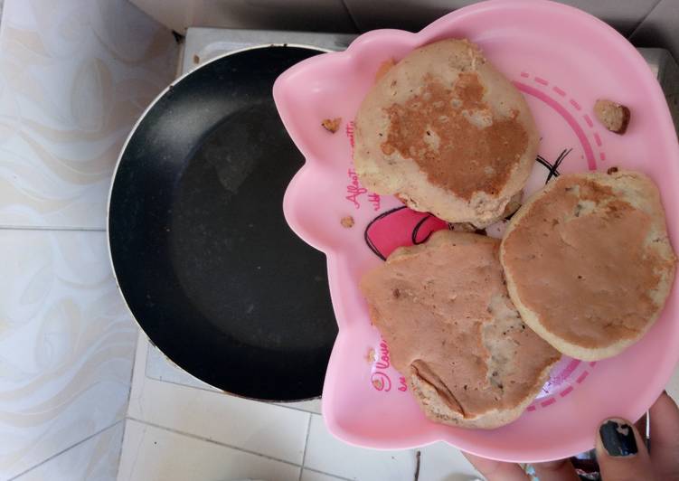 Pancake oatmeal diet mudah, pake teflon