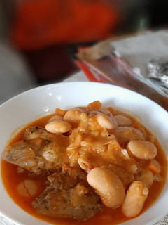 Una foto de Judiones con codorniz