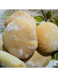 Una foto de Pan árabe o Pan pita
