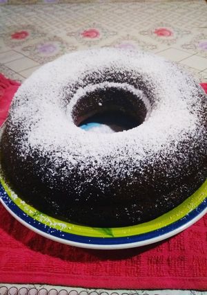 Una foto de Queque de plátano, naranja y cacao :)