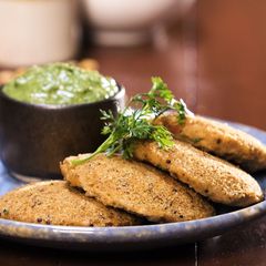 A picture of Oats Idli.