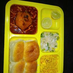 A picture of Tari vada.