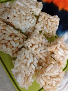 મમરા ની ચીક્કી (Mamra chikki recipe in Gujarati) રેસીપી મુખ્ય ફોટો