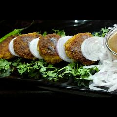 A picture of Chana kabab.