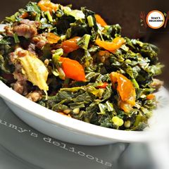 A picture of Spinach salad.