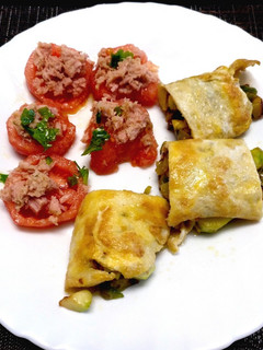 Una foto de Tortilla francesa rellena de verduras