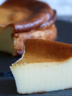 Una foto de Tarta de queso mascarpone (batir y hornear)
