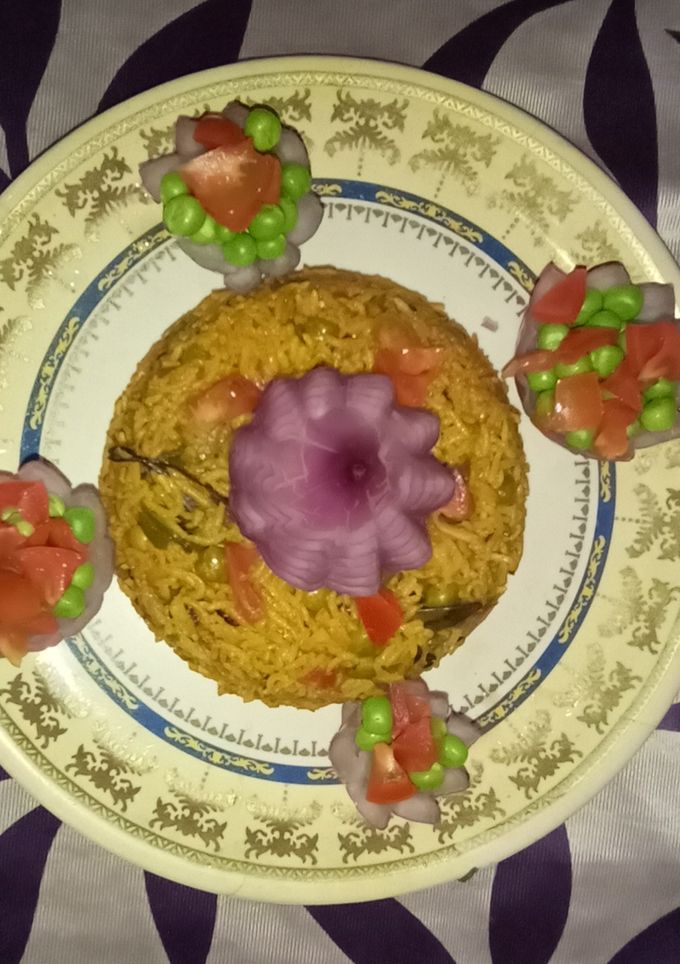 वेज बिरयानी (veg biryani recipe in Hindi) रेसिपी मुख्य फोटो