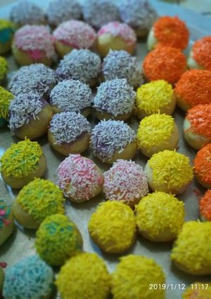 Foto resep Donat warna warni