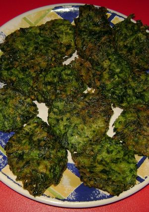 Una foto de Bocadillos de espinaca fritos