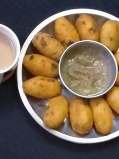 कटलेट (cutlet recipe in Hindi) रेसिपी मुख्य फोटो