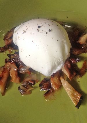 A picture of Poached Egg with Roasted Shiitake and Shallots.