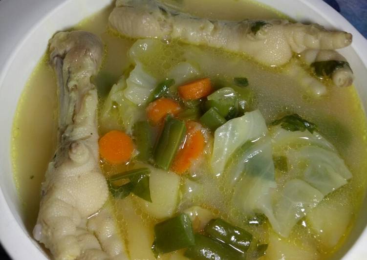 Bagaimana Membuat Sop ceker ayam Anti Gagal