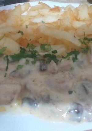 صورة لوصفة صلصة الفطر بالدجاج