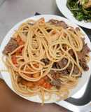 Mì ống xào bò cà chua