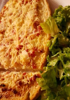A picture of Flammekueche-Style Bruschettas.