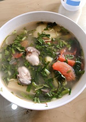 Hình của món Canh hàu nấu chua.