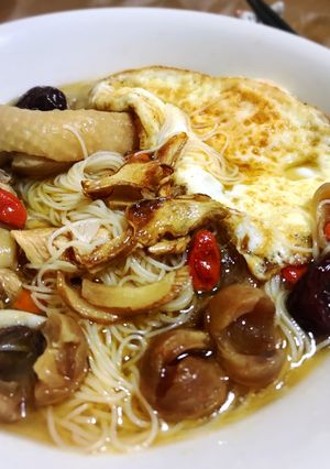 桂圓紅棗麻油雞 的食譜成品照片