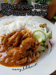 Gambar Gulai Ayam Nasi Berlauk Kelate