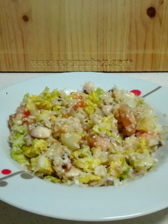 Una foto de Ensalada variada de cuscús de coliflor