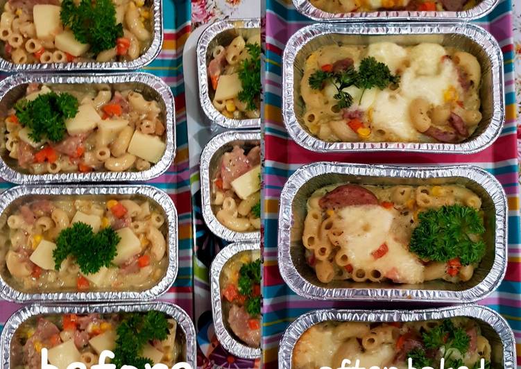 Macaroni schotel with mozarella