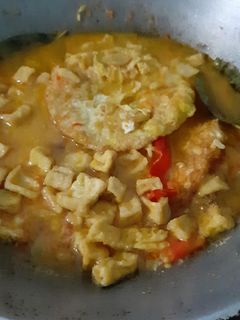 Foto resep Sambal goreng tahu & telor ceplok