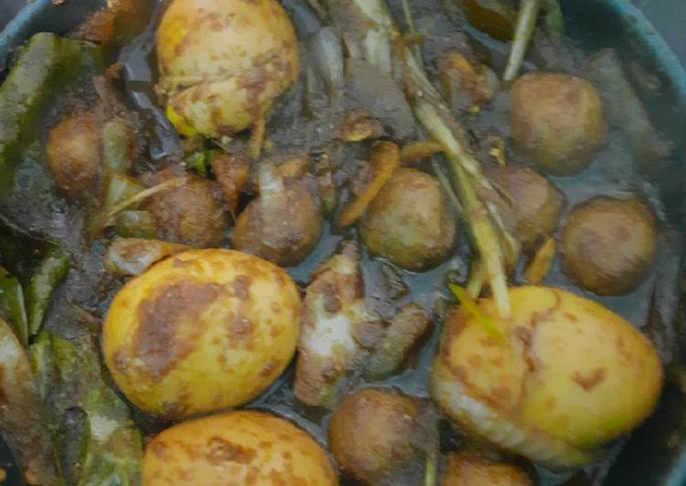 Telur dan bakso kecap