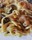 Fettuccini con camarones y hongos shiitake