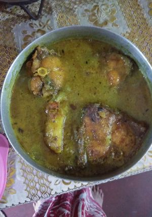 A picture of Fish curry.