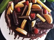 Una foto de drip cake