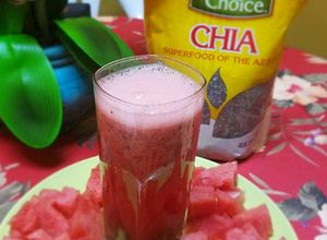 Una foto de Licuado de sandía con chia