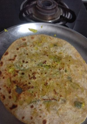 A picture of Cabbage & Carrot paratha.