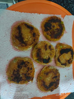 வெஜிடபிள் கட்லட்(vegetable cutlet recipe in tamil) செய்முறை முக்கிய புகைப்படம்