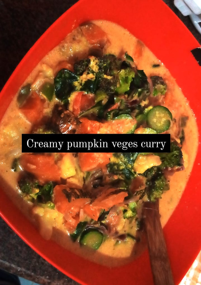 A picture of Pumpkin curry.