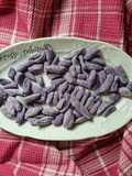 Gnocchi di patate viola con albumi