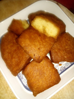 A picture of Half-cake.