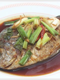 【百元海鮮】紅燒肉鯧魚 的食譜成品照片