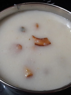 ஃபிர்னி (ரவை பாயாசம்) செய்முறை முக்கிய புகைப்படம்