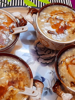 A picture of Chicken corn soup.