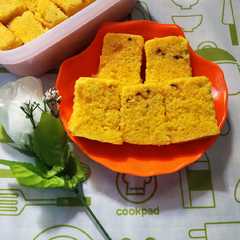A picture of Bolu Labu Kuning.