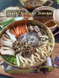 Sogogi Beoseot Jeongol (Beef Mushroom Hot Pot)