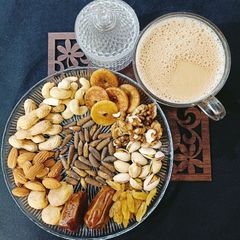 A picture of گڑ والی چائے ☕.